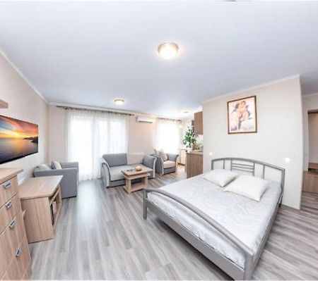 Жд Вокзал И Авто 1 Кв Евро Apartment Dnipro Ngoại thất bức ảnh