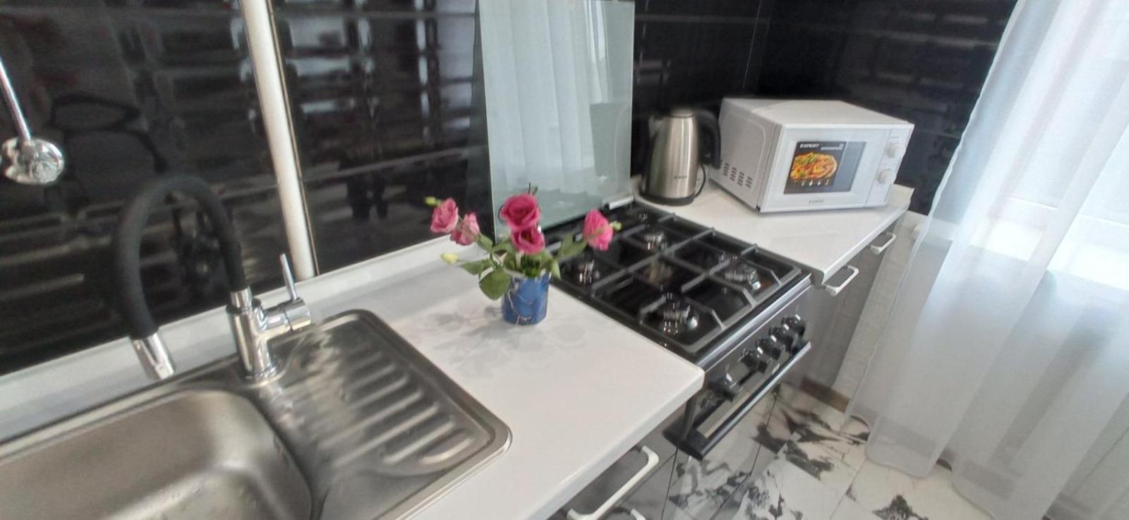 Жд Вокзал И Авто 1 Кв Евро Apartment Dnipro Ngoại thất bức ảnh